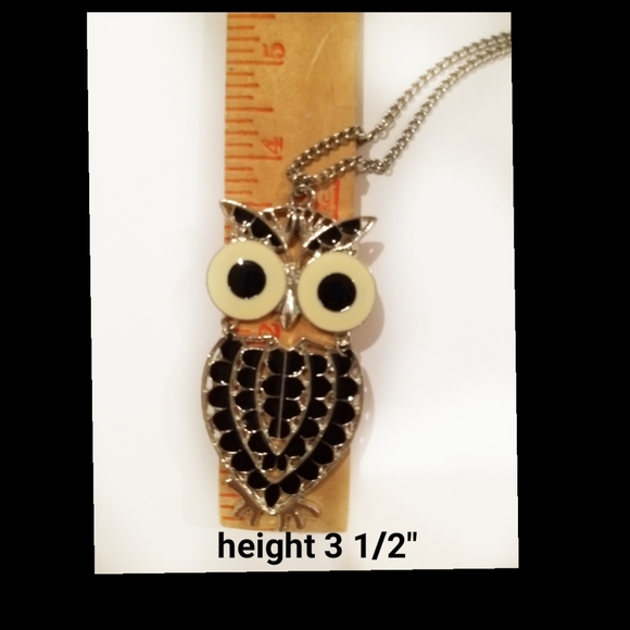 Owl Necklace Silver Plated 14 1/2" Length - Picture 5 of 8